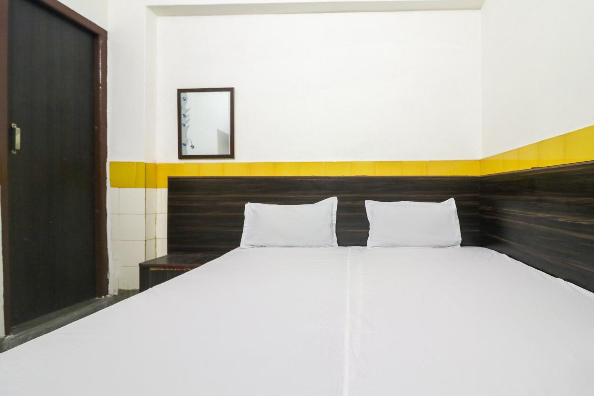 สปอต ออน 43285 โฮเต็ล อนันท์ภาวัน Hotel อาลีการห์ ภายนอก รูปภาพ
